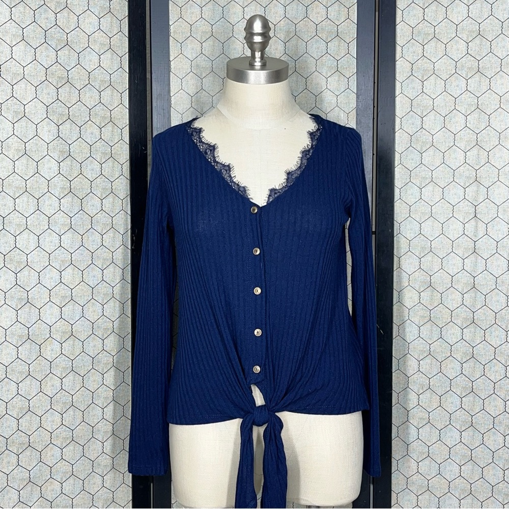 Jun & Ivy from Francesca’s Ribbed Lace Trimmed V-Neck Button & Tie Front Sweater